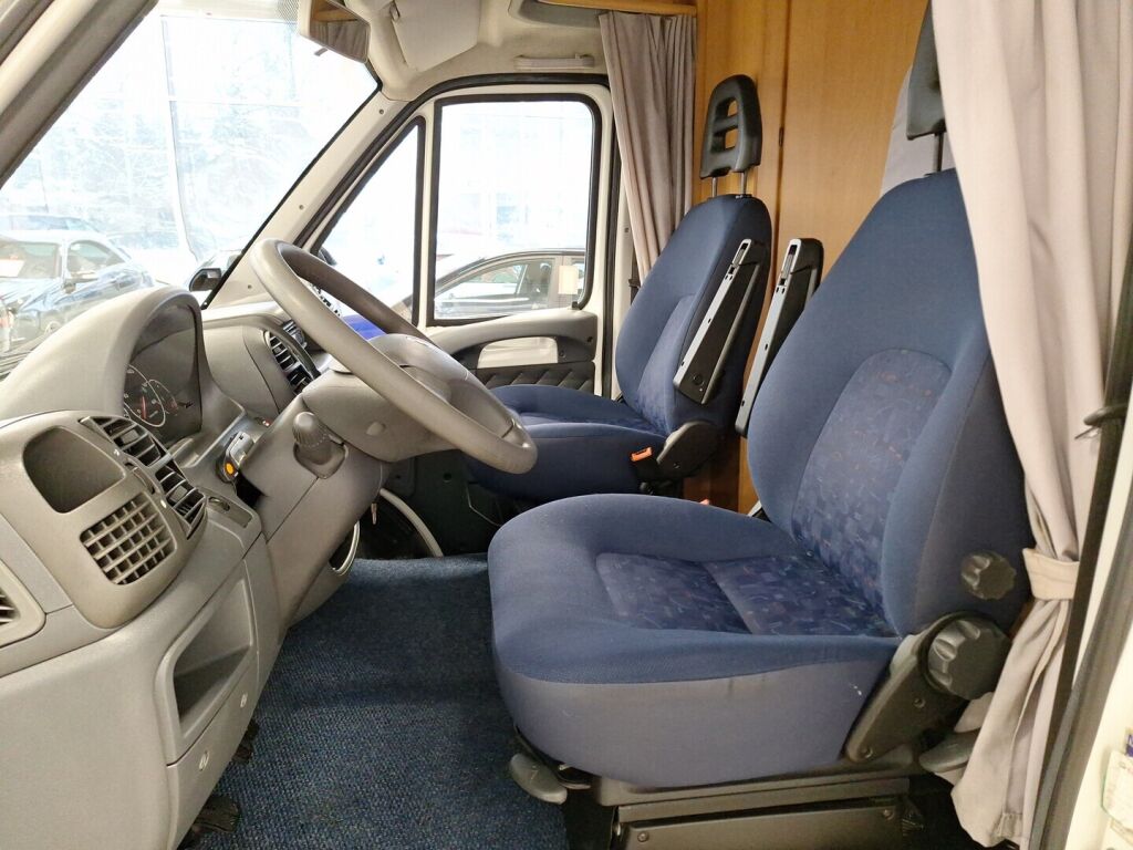 Adria Sport 2005 Valkoinen