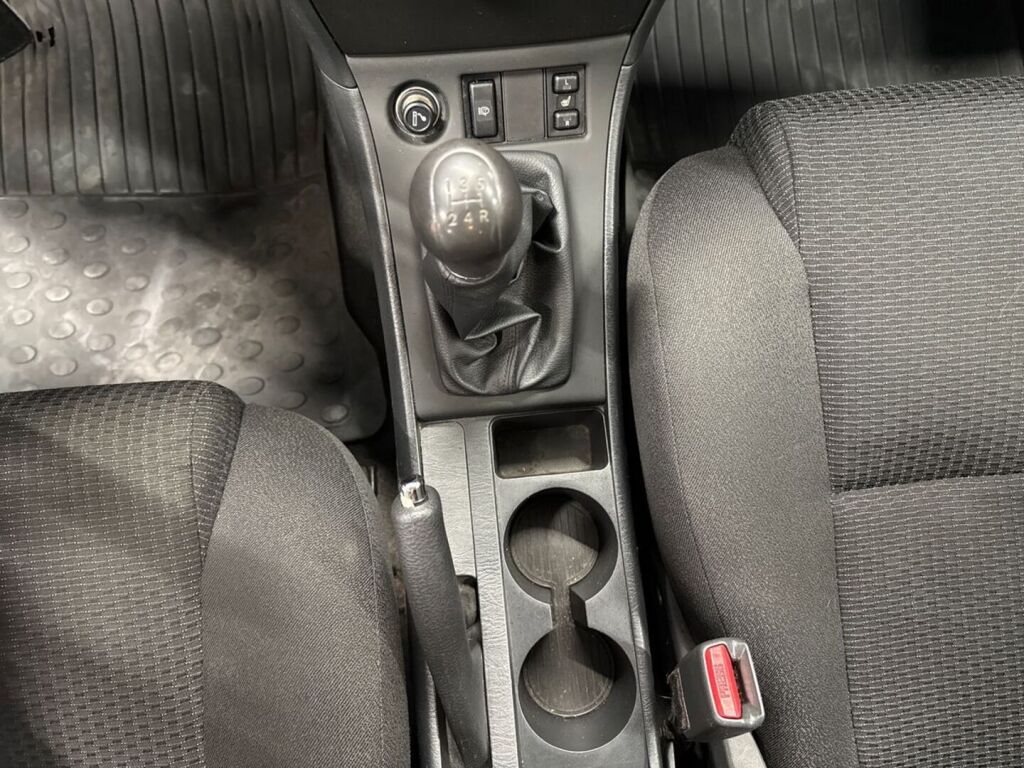 Toyota Corolla 2005 Hopea
