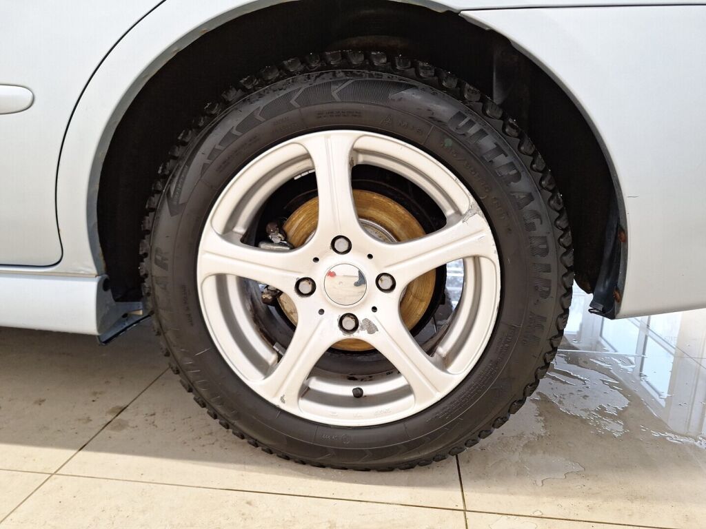 Kia Cerato 2005 Sininen