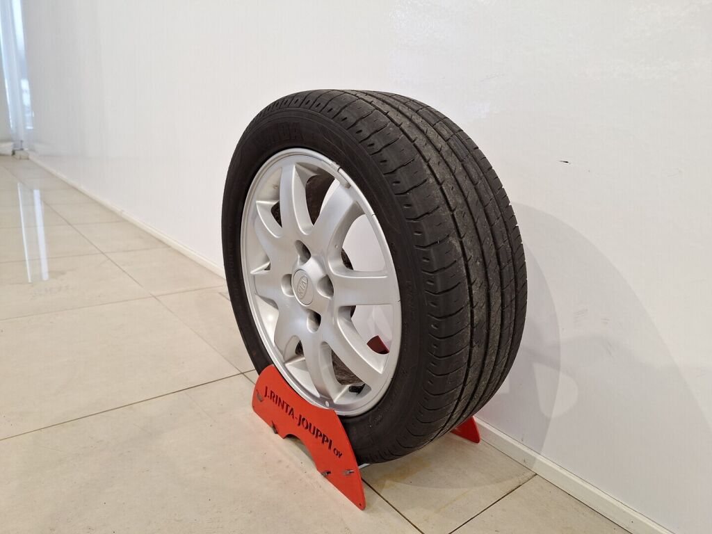 Kia Cerato 2005 Sininen