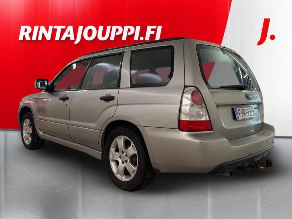 Subaru Forester 2006 Harmaa