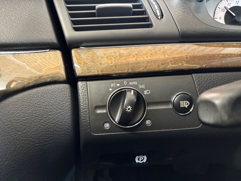 Mercedes-Benz E 2007 Harmaa