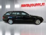Mercedes-Benz E 2004 Musta