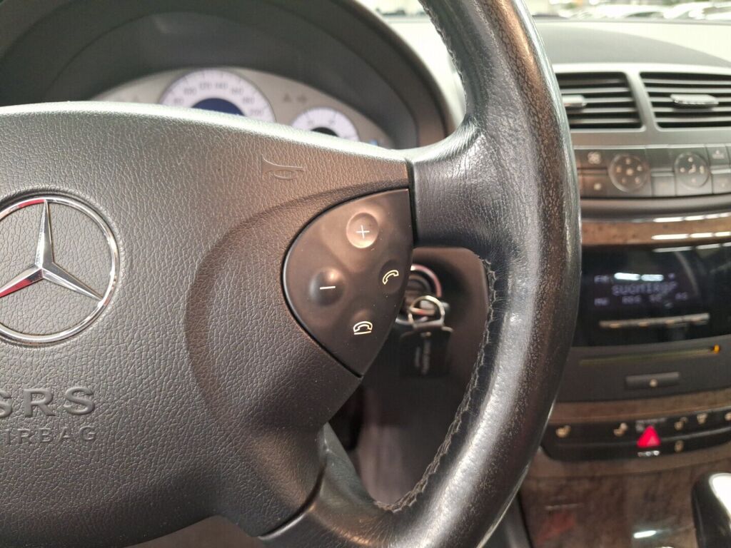 Mercedes-Benz E 2007 Harmaa