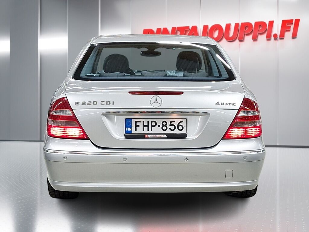 Mercedes-Benz E 2007 Harmaa