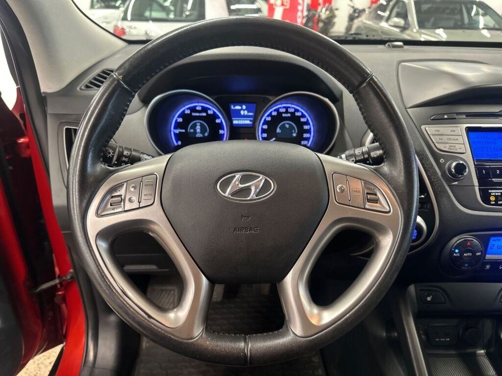 Hyundai ix35 2010 Punainen