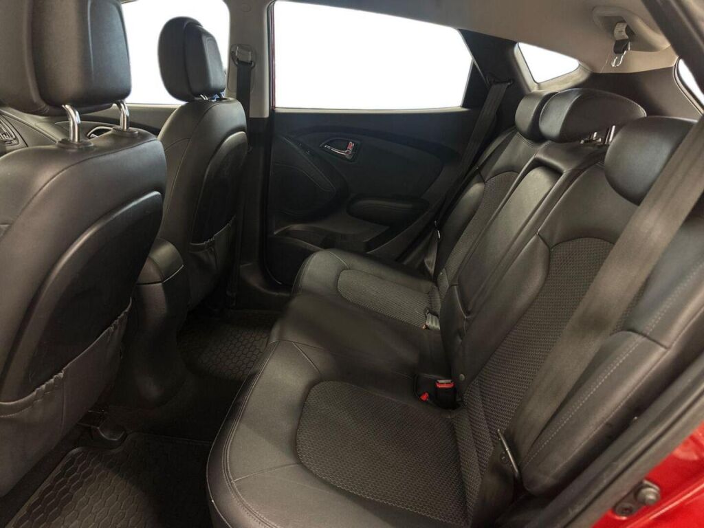 Hyundai ix35 2010 Punainen