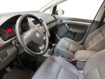 Volkswagen Touran 2007 Harmaa