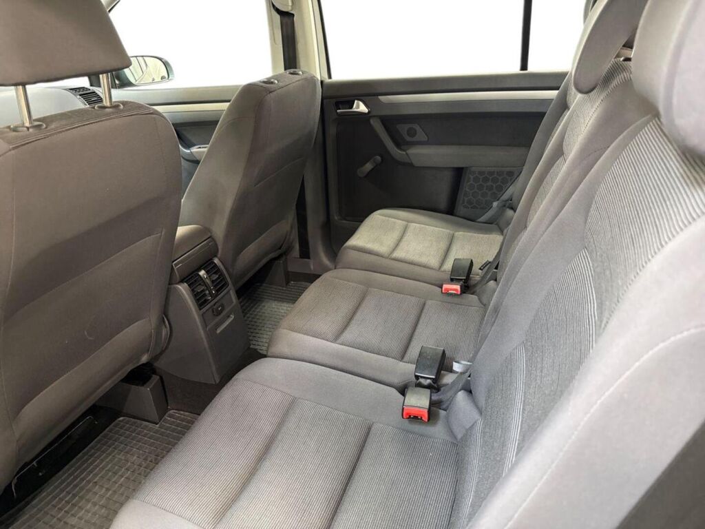 Volkswagen Touran 2007 Harmaa