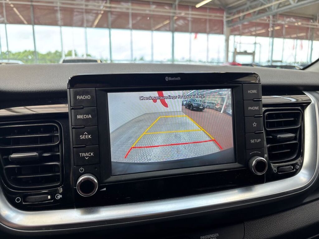 Kia Stonic 2020 Valkoinen