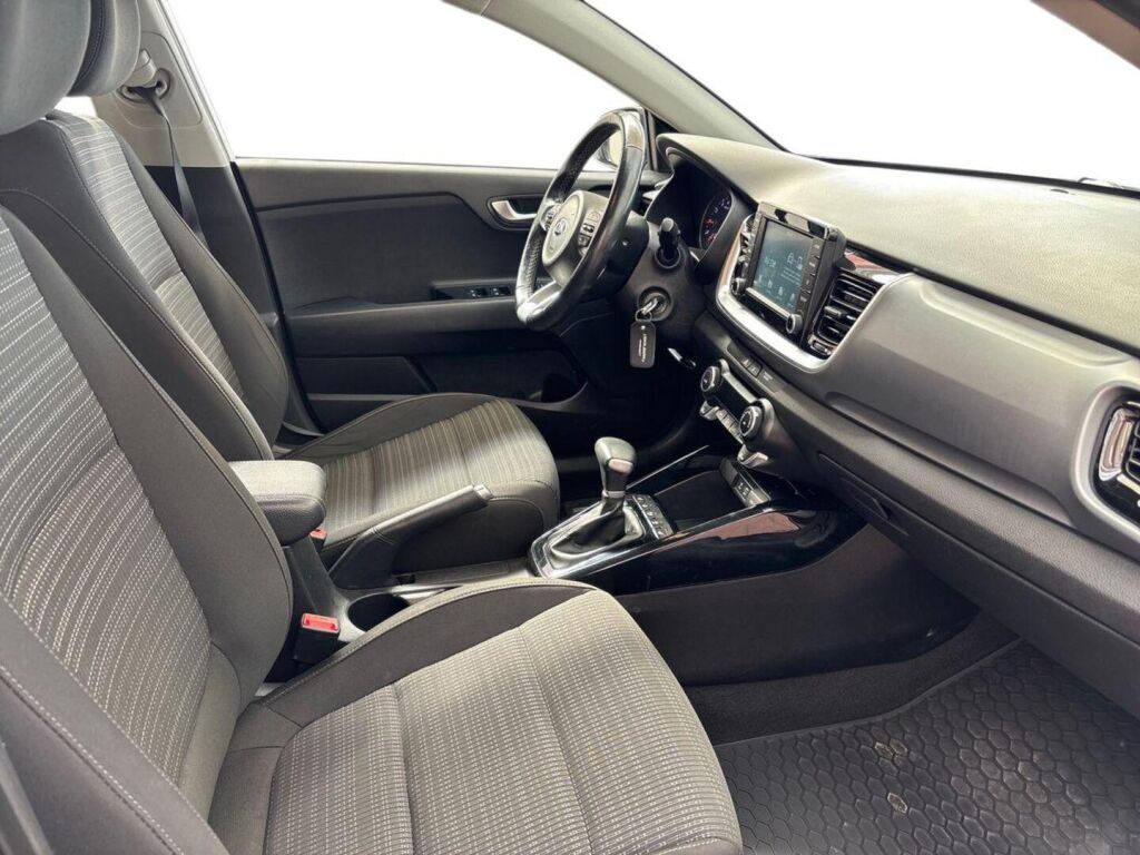 Kia Stonic 2020 Valkoinen