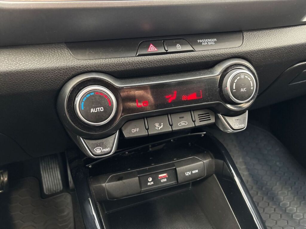 Kia Stonic 2020 Valkoinen