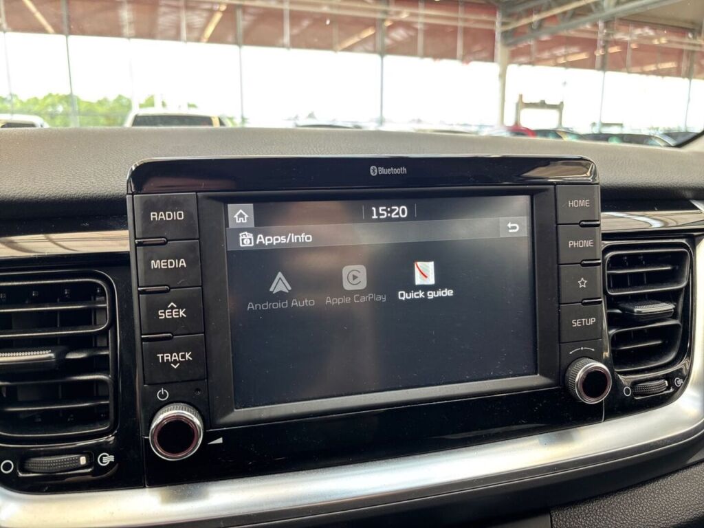 Kia Stonic 2020 Valkoinen