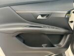 Peugeot 3008 2020 Valkoinen