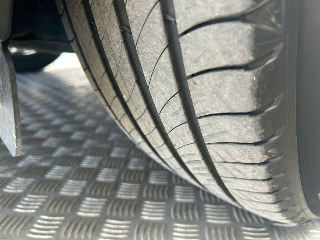 Peugeot 3008 2020 Valkoinen