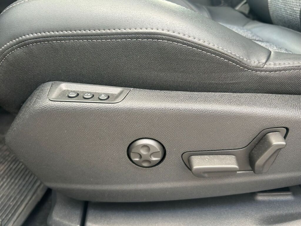 Peugeot 3008 2020 Valkoinen