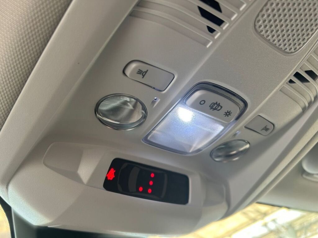 Peugeot 3008 2020 Valkoinen