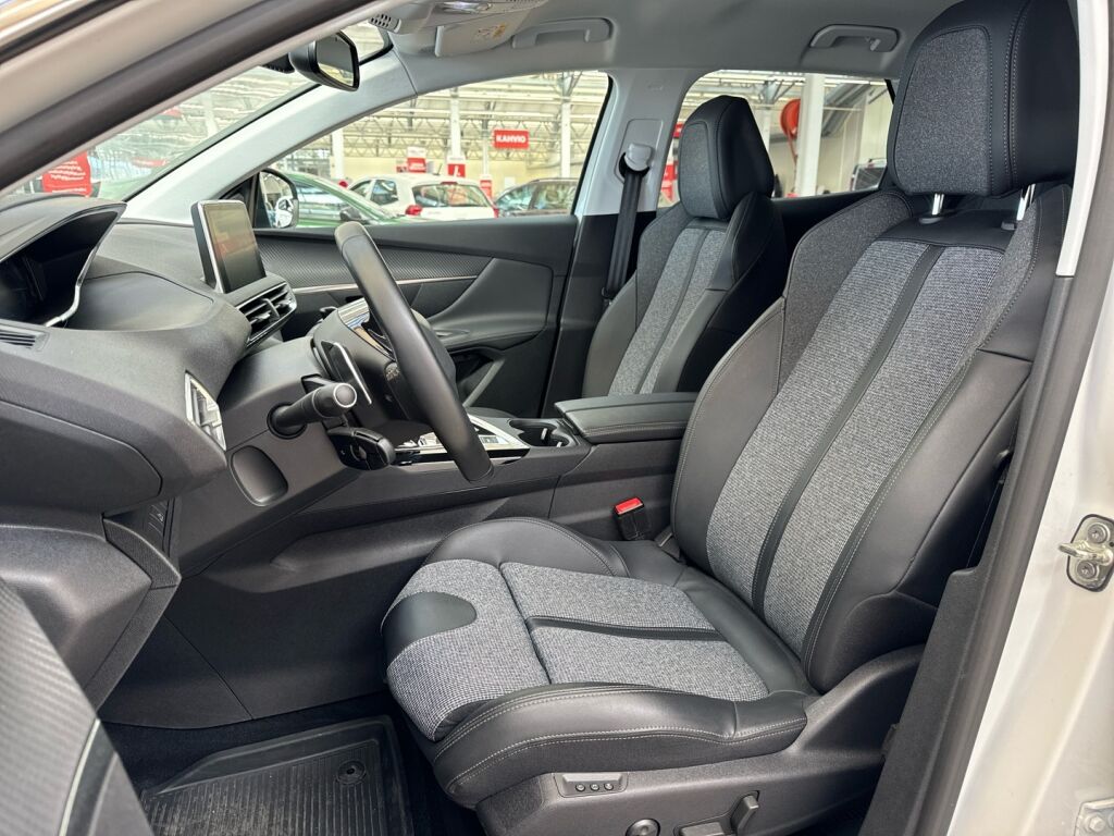 Peugeot 3008 2020 Valkoinen