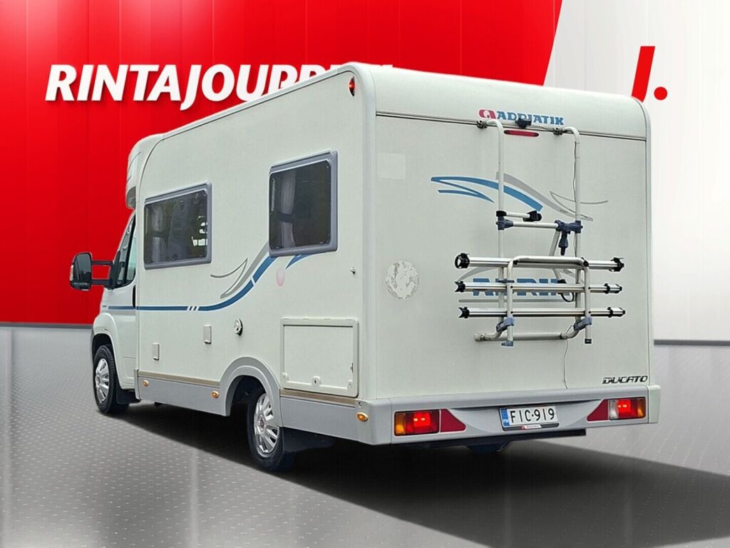 Adria Coral Sport 573 DS 2007 Valkoinen