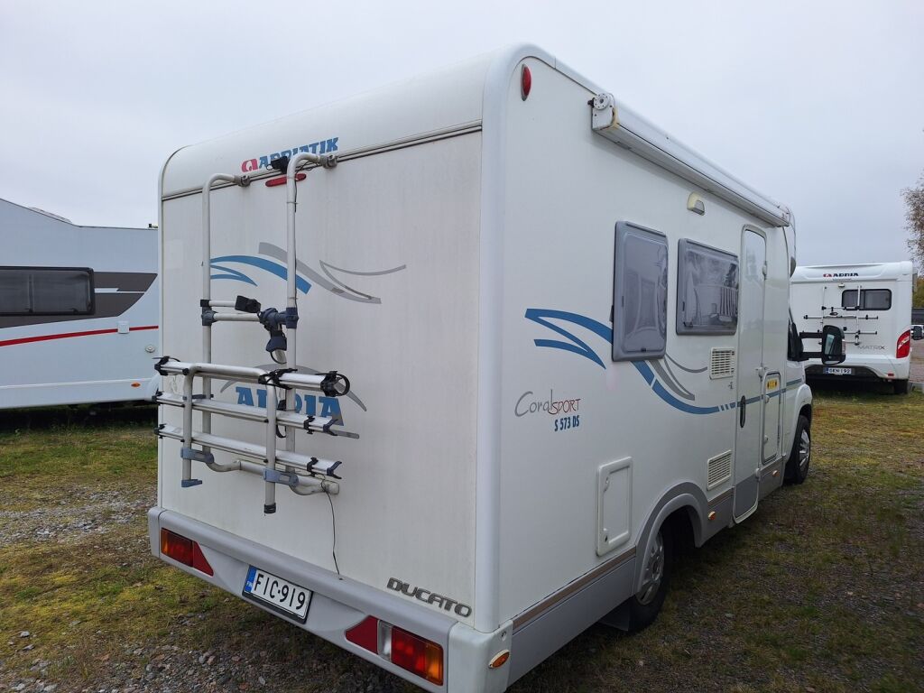 Adria Coral Sport 573 DS 2007 Valkoinen