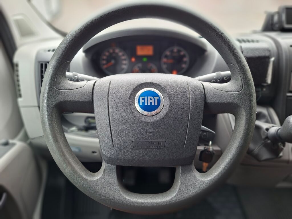 Adria Coral Sport 573 DS 2007 Valkoinen