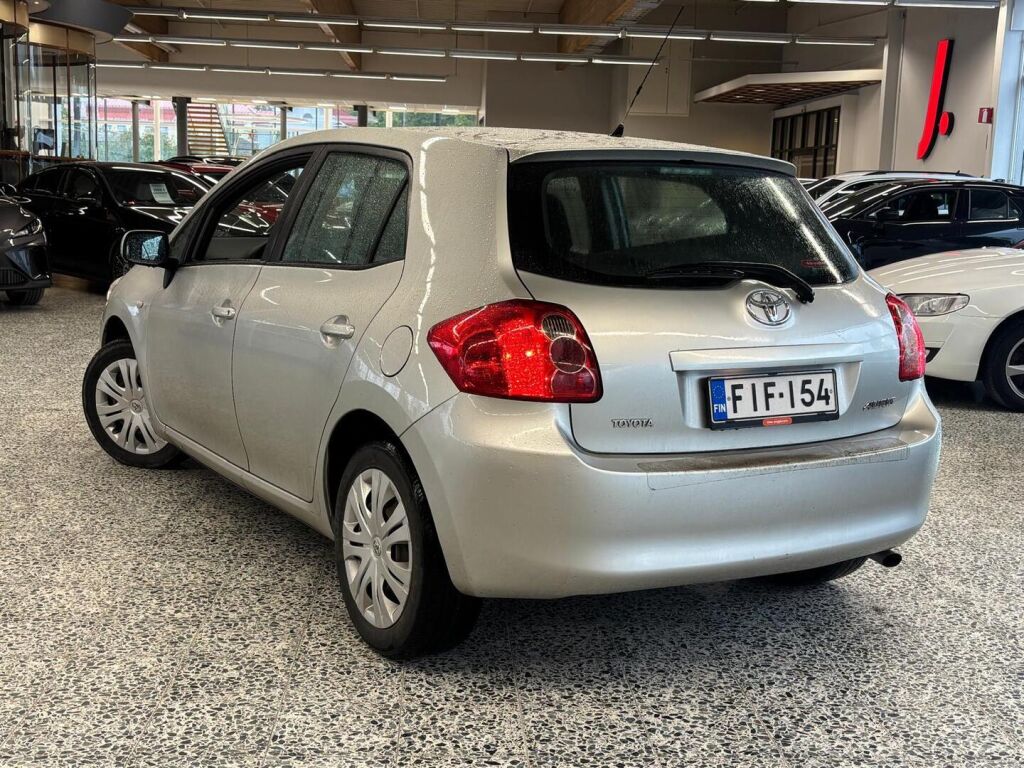 Toyota Auris 2007 Hopea