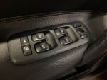 Volvo V70 2007 Musta