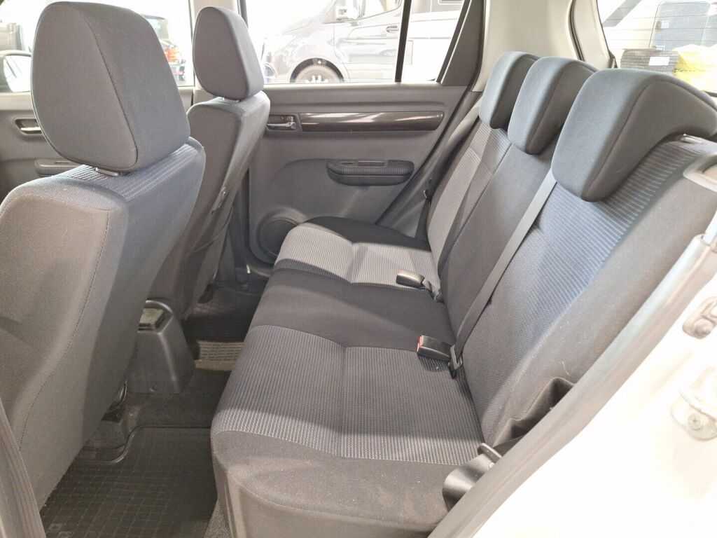 Suzuki Swift 2007 Hopea