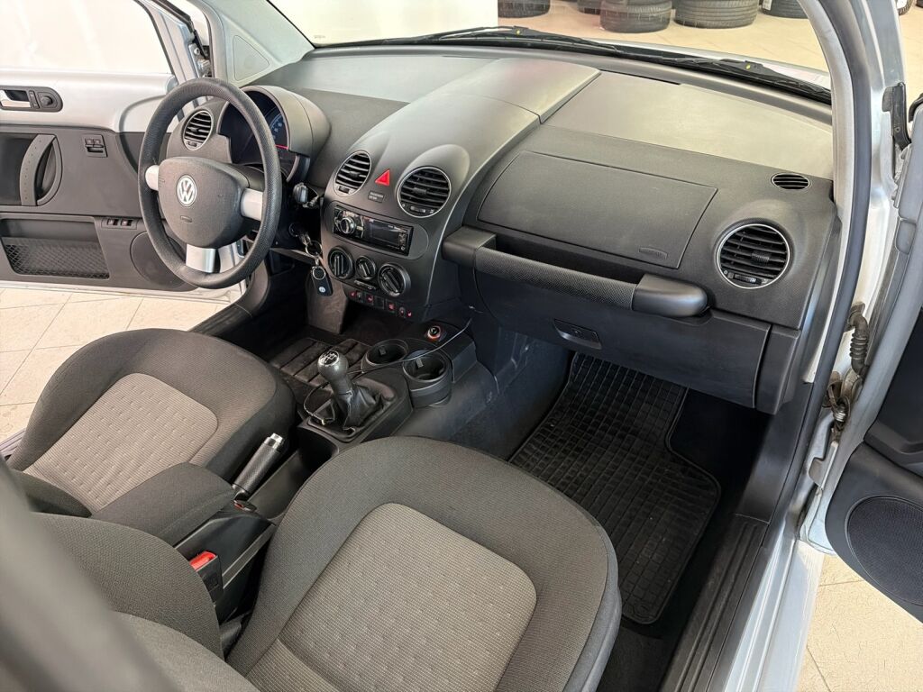 Volkswagen New Beetle 2008 Harmaa