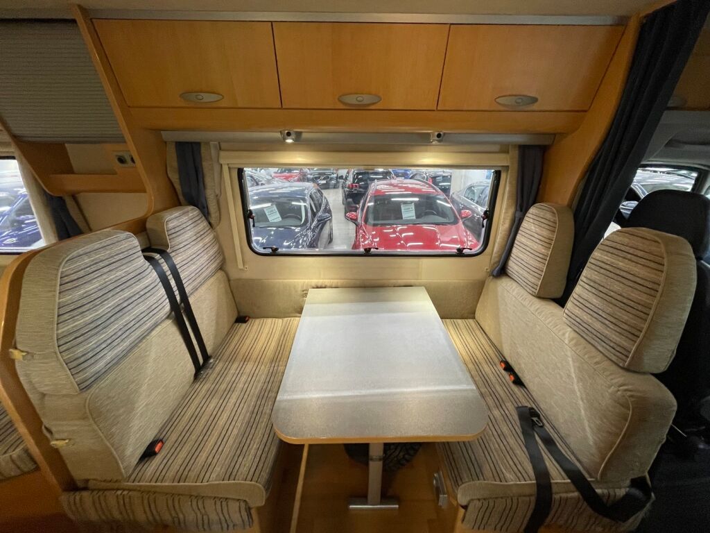 Adria CORAL SPORT 573 DS 2008 Valkoinen