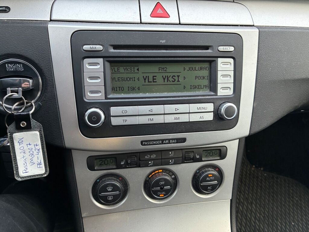 Volkswagen Passat 2008 Sininen