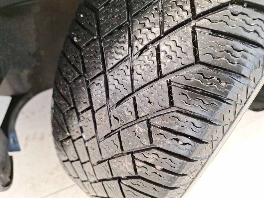 Volkswagen Passat 2008 Sininen