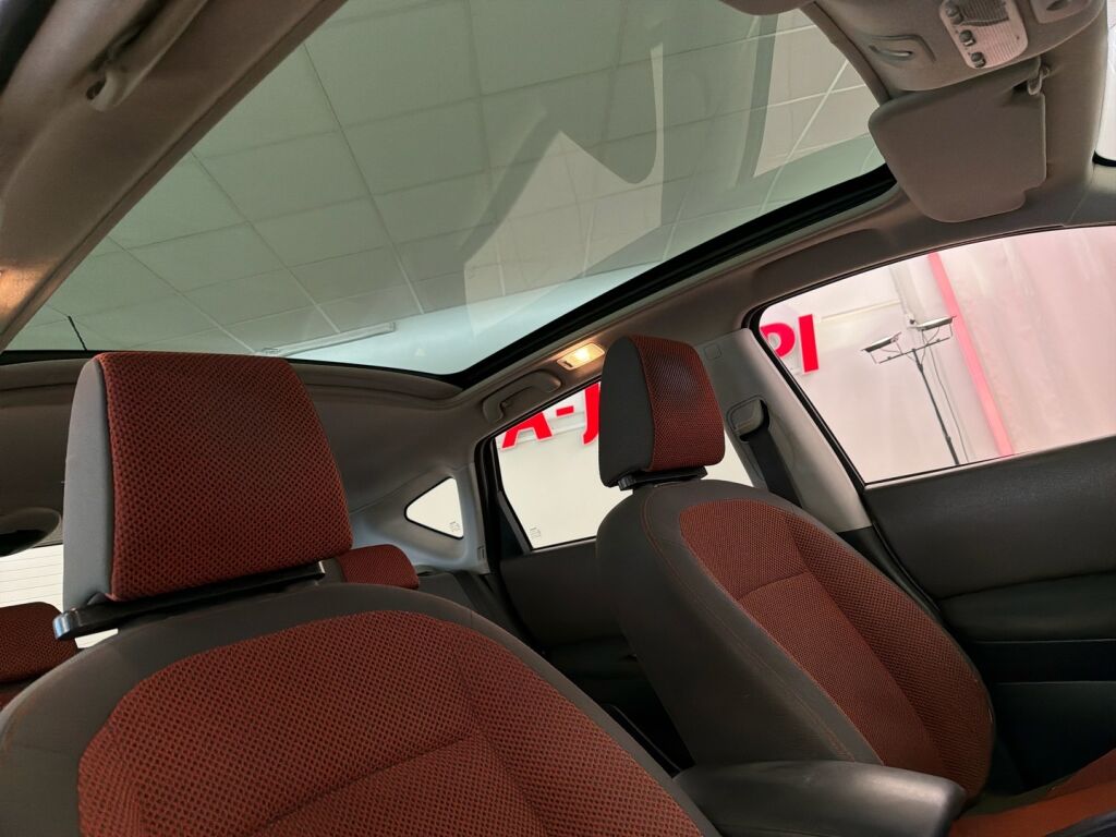 Nissan Qashqai 2008 Ruskea (beige)