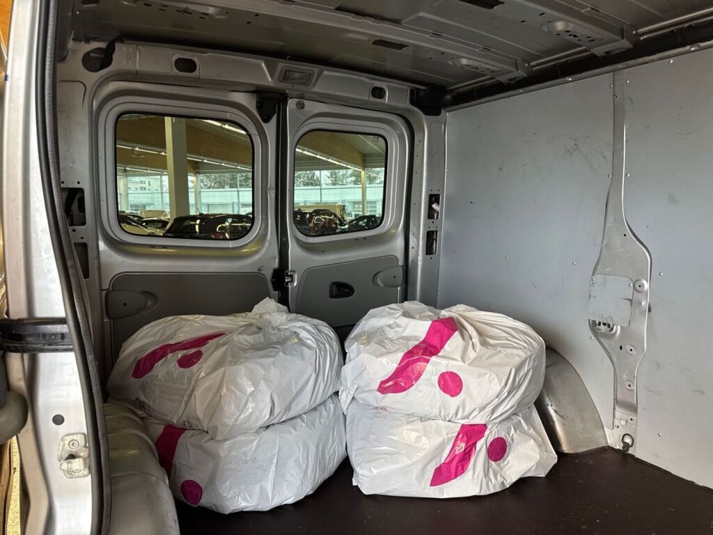 Opel Vivaro 2008 Hopea