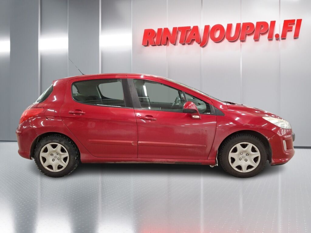 Peugeot 308 2008 Punainen
