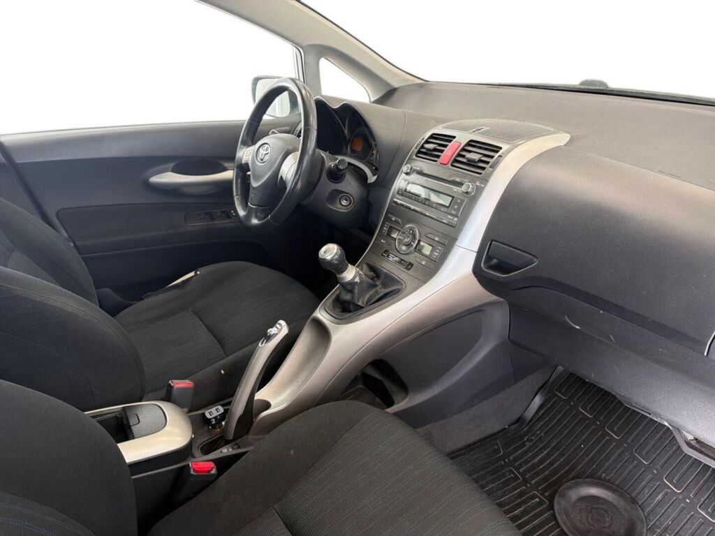 Toyota Auris 2008 Hopea