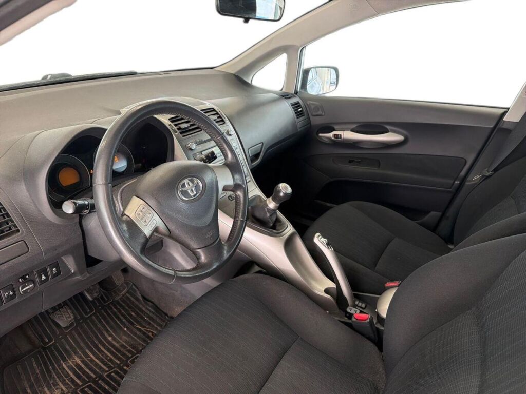 Toyota Auris 2008 Hopea
