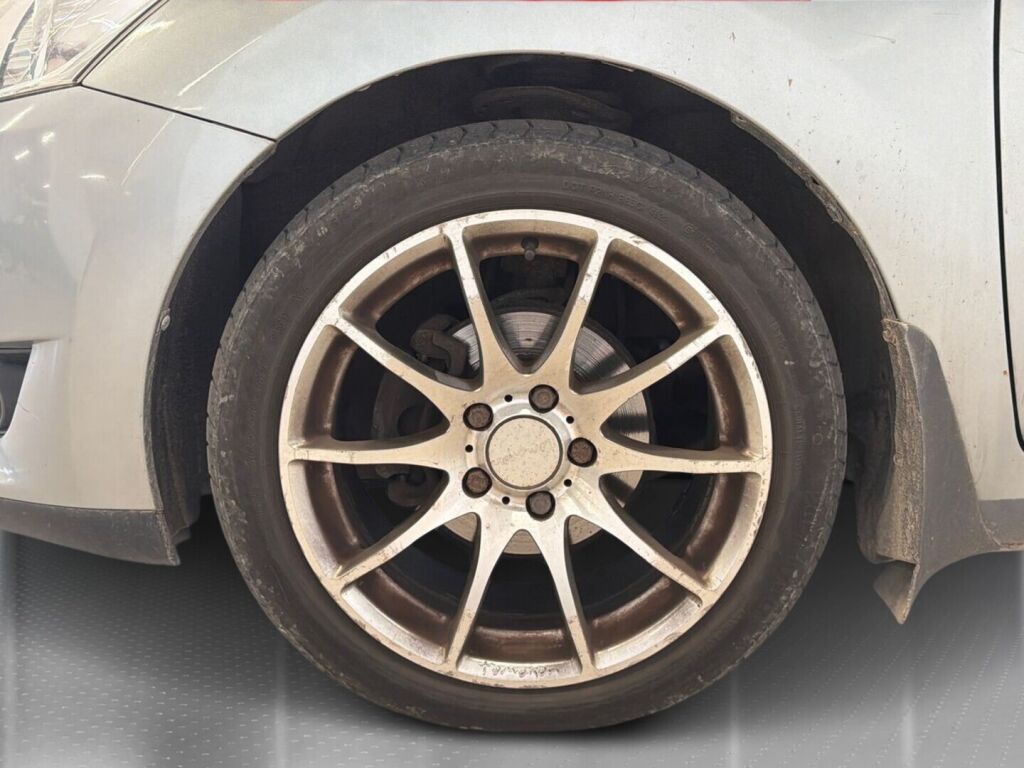 Toyota Auris 2008 Hopea