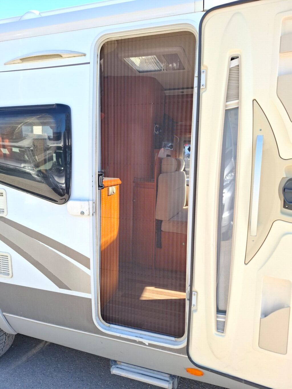 Hobby T 500 GESC VAN Exclusive 2008 Valkoinen