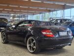 Mercedes-Benz SLK 2004 Musta