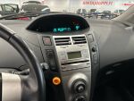 Toyota Yaris 2008 Punainen