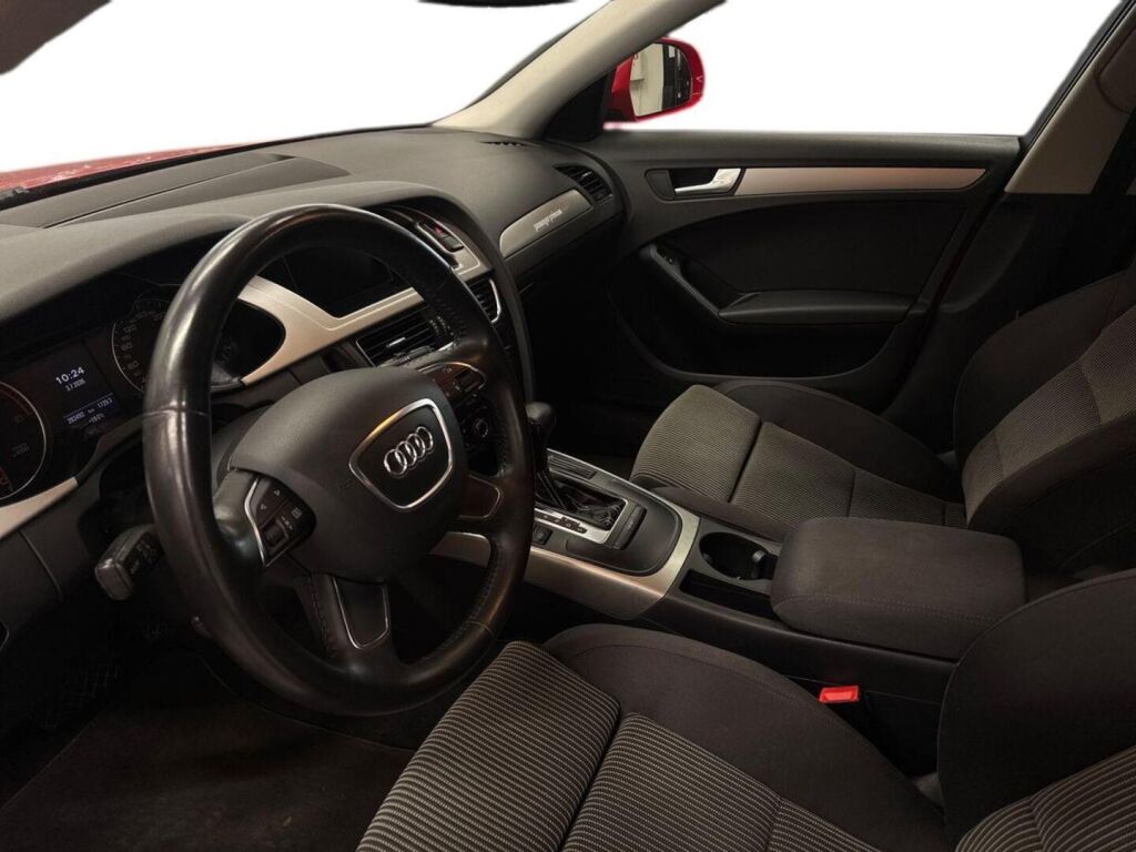 Audi A4 2008 Punainen