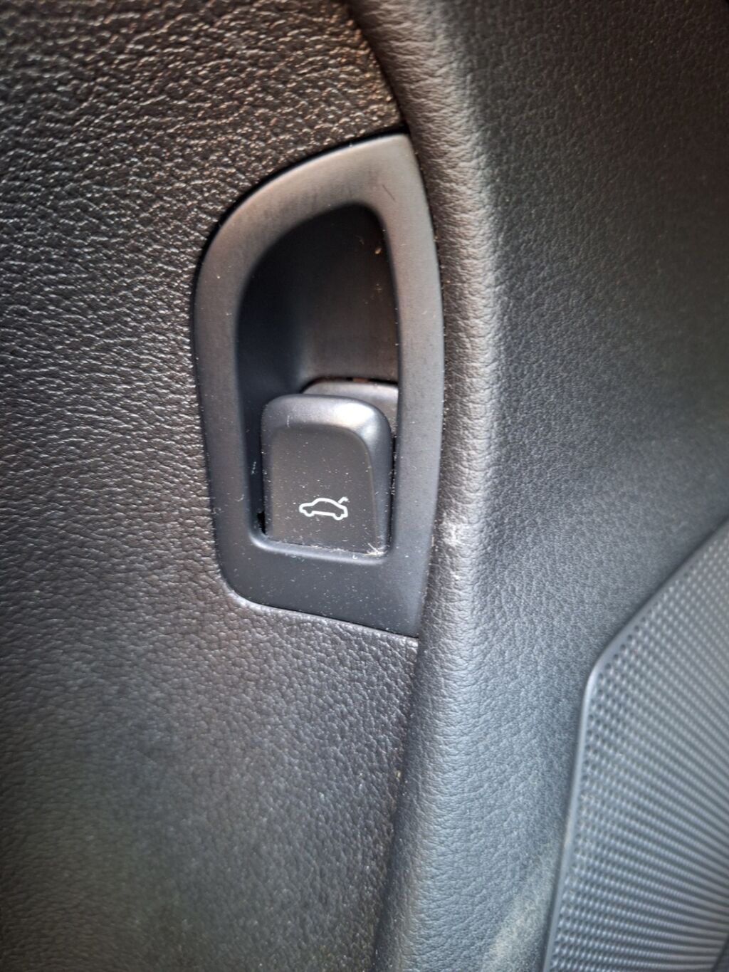Audi A4 2008 Punainen