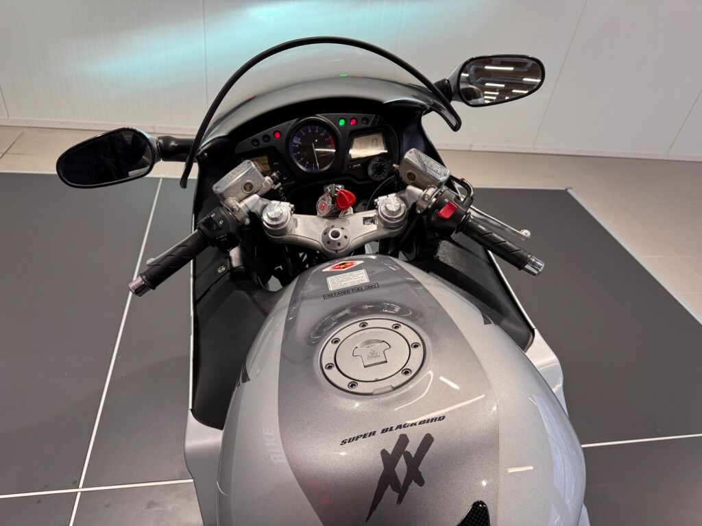 Honda CBR 2005 PJ U 196