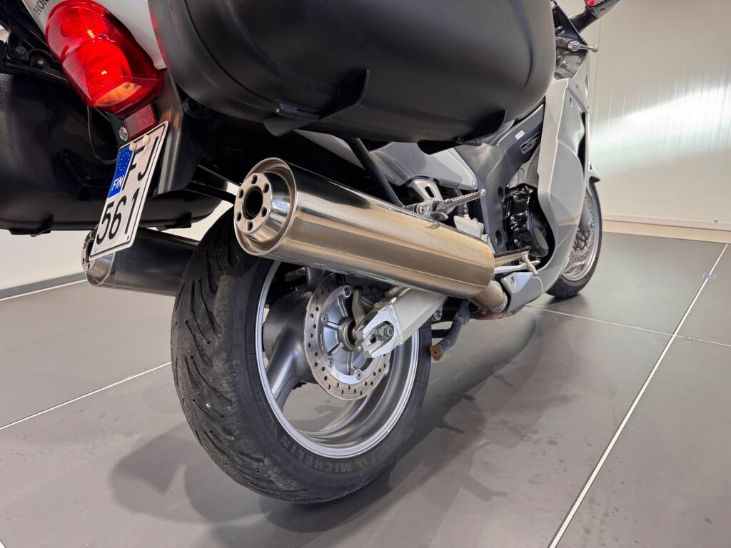 Honda CBR 2005 PJ U 196