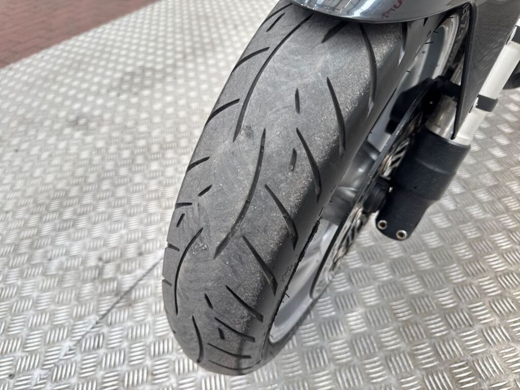 Triumph SPEED TRIPLE 2005 SININEN