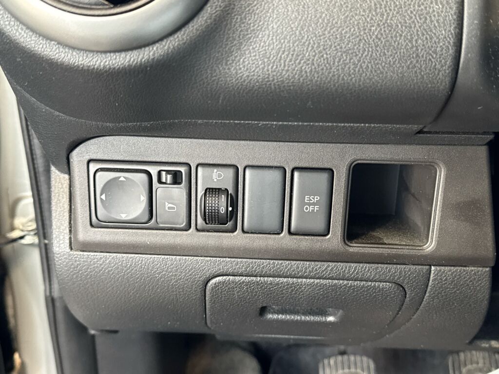 Nissan Note 2008 Hopea