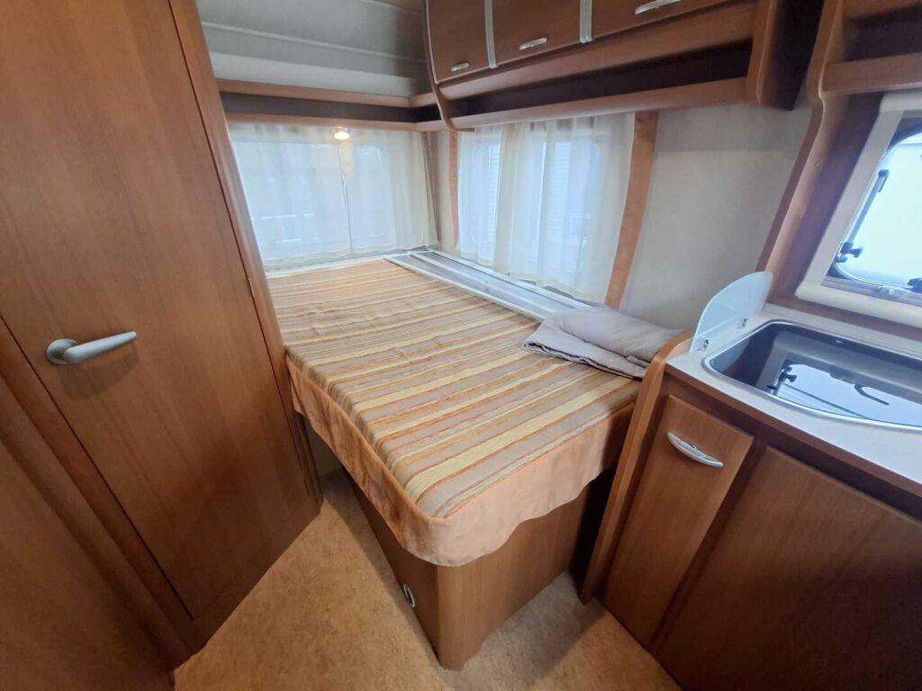 Elnagh Duke 420 L 2009 Valkoinen