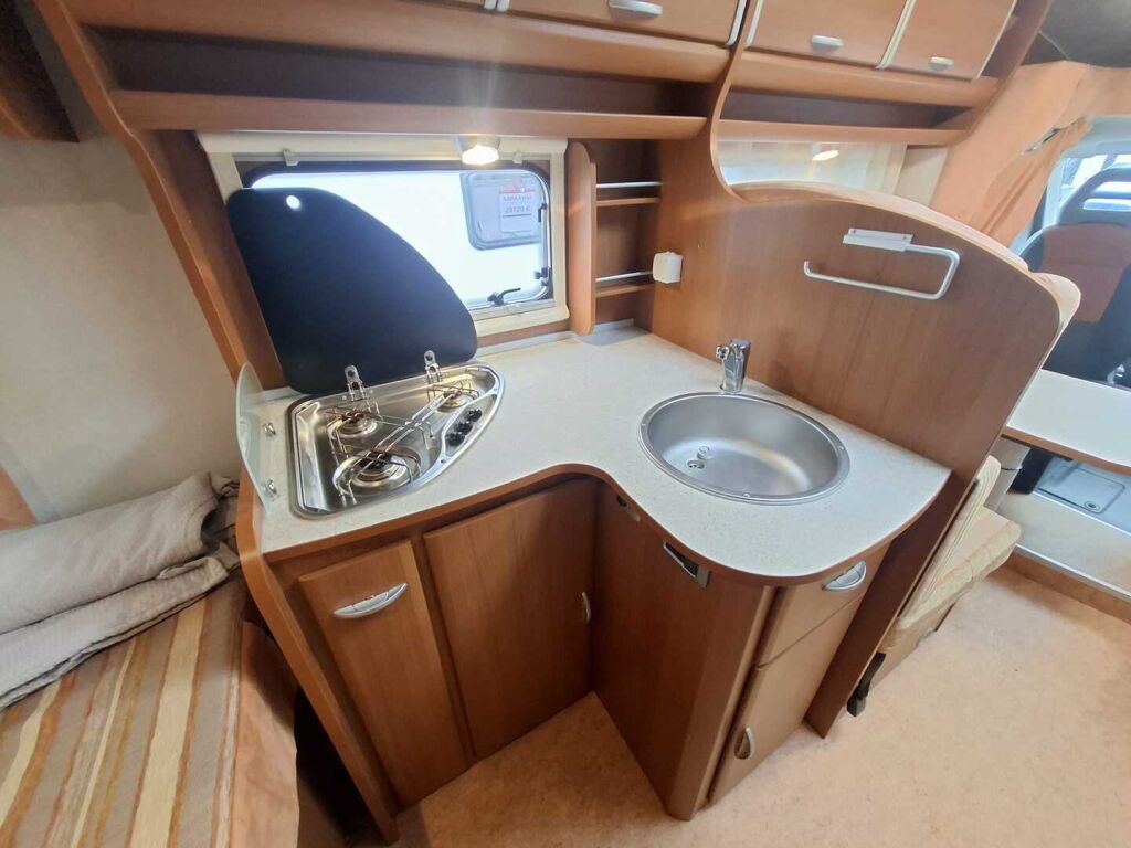 Elnagh Duke 420 L 2009 Valkoinen