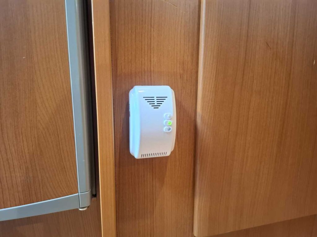 Elnagh Duke 420 L 2009 Valkoinen